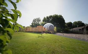 Bulles Odette & Ginette Et Tiny House Suzette 